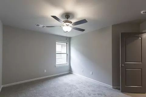 Bedroom - 2800 Heather Hvn, Moore, OK 73160 photo 6 of 13
