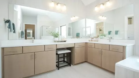 Bath - 206 Painters Ridge Ct, Willis, TX 77318 photo 2 of 10