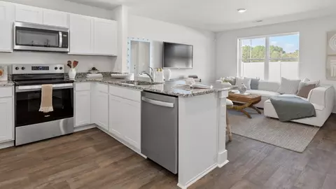 Kitchen - 5460 Mistiflower St, Leland, NC 28451 photo 3 of 6