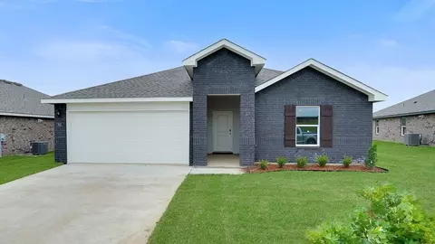 2011 E San Antonio St, Broken Arrow, OK 74012