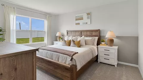 Bedroom - 1372 Bear Hammock Dr, Umatilla, FL 32784 photo 1 of 17