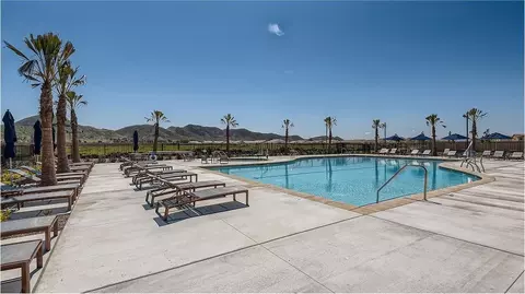 Exterior - 2705 Cloudview Privado, Ontario, CA 91761 photo 6 of 8