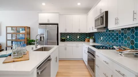 Kitchen - 2705 Cloudview Privado, Ontario, CA 91761 photo 2 of 6