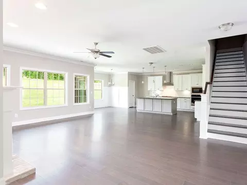 Living - 303 Kendall Downs Blvd, Toney, AL 35773 photo 2 of 3