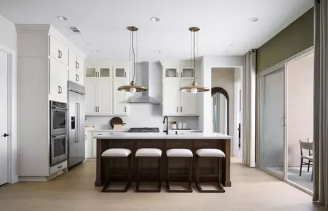 505 Corkscrew Rd, Mission Viejo, CA 92694