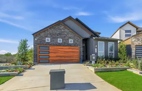 2102 Briggs Smt, San Antonio, TX 78245