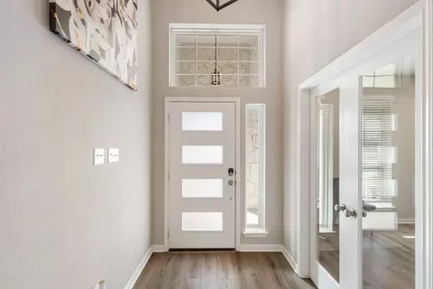 Entry Way - 1600 Hillside Dr, Temple, TX 76502 photo 3 of 4