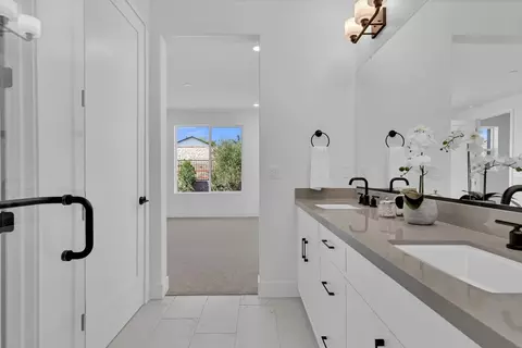 Bath - 3749 Rosado Rd, Paso Robles, CA 93446 photo 2 of 3