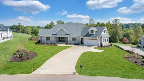 1161 Golf View Ct, Huddleston, VA 24104