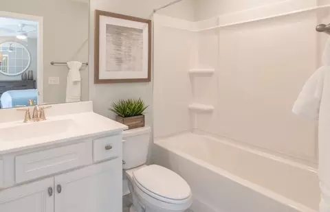 Bath - 107 Midpoint Blvd, Bluffton, SC 29910 photo 2 of 5