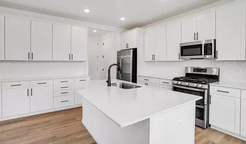 Kitchen - 2000 Divot Dr, Culpeper, VA 22701 photo 1 of 4