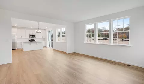 Living - 2000 Divot Dr, Culpeper, VA 22701 photo 2 of 3