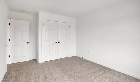 Bedroom - 2000 Divot Dr, Culpeper, VA 22701 photo 5 of 9