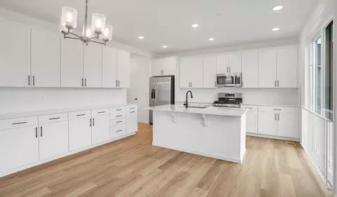Kitchen - 2000 Divot Dr, Culpeper, VA 22701 photo 4 of 4