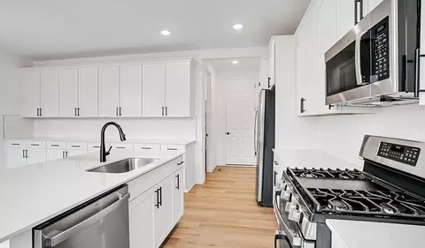 Kitchen - 2000 Divot Dr, Culpeper, VA 22701 photo 2 of 4