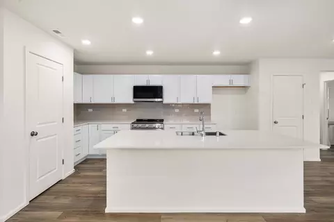 Kitchen - 32309 Bryant Rd, Sultan, WA 98294 photo 2 of 6