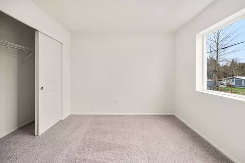 Bedroom - 32309 Bryant Rd, Sultan, WA 98294 photo 2 of 10