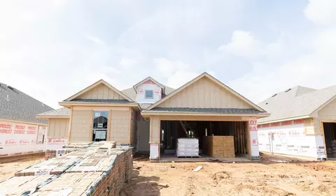 12312 SW 32nd St, Yukon, OK 73099