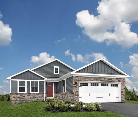 306 Clubhouse Dr, Rostraver Township, PA 15012