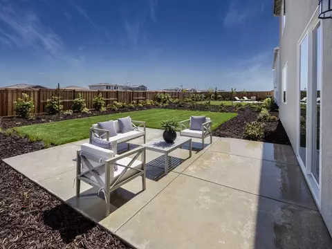 Exterior - 1292 Revere Loop, Galt, CA 95632 photo 1 of 2
