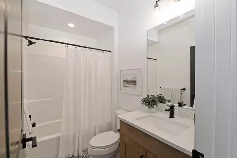 Bath - 11511 S Levant Ln, Kuna, ID 83634 photo 5 of 6