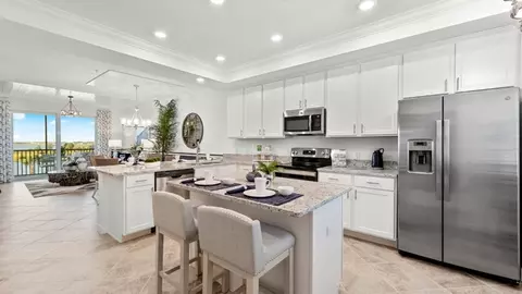 Kitchen - 17121 Jadestone Ct, Venice, FL 34293 photo 5 of 6