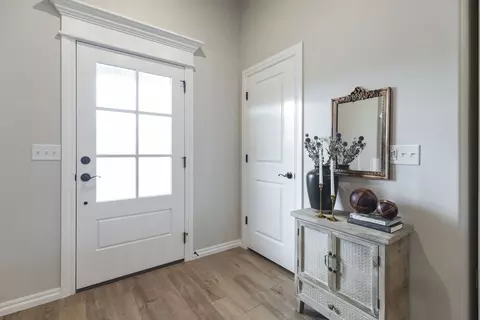 Entry Way - 8701 Stark St, Arcadia, OK 73007 photo 5 of 6