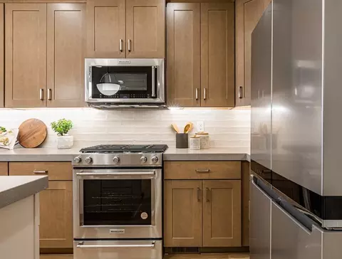 Kitchen - 916 E Harrier St, Eagle Mountain, UT 84005 photo 6 of 10