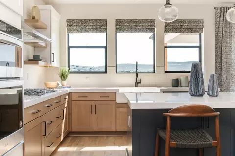 Kitchen - 916 E Harrier St, Eagle Mountain, UT 84005 photo 1 of 10