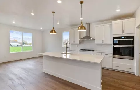 Kitchen - 322 S 1050 E, Salem, UT 84653 photo 1 of 3