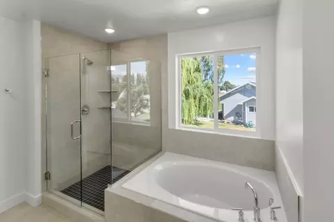 Bath - 7115 N 1775 E, Eagle Mountain, UT 84005 photo 2 of 3