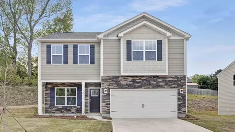 126 Ridgehaven Dr, Waynesville, NC 28786
