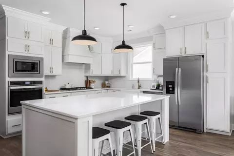 Kitchen - Fox Gap Ln, Hixson, TN 37343 photo 1 of 7