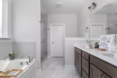 Bath - Fox Gap Ln, Hixson, TN 37343 photo 1 of 5