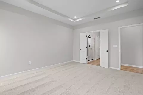 Bedroom - 2705 Buckridge Dr, Cincinnati, OH 45233 photo 5 of 9