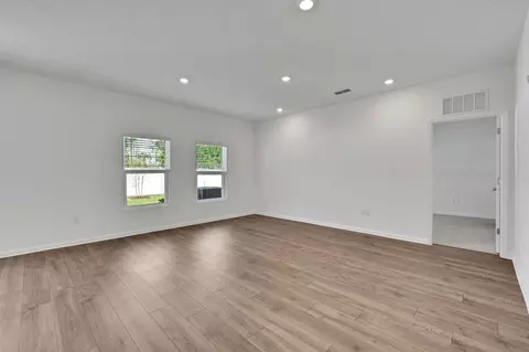 Living - 448 Barbosa Trl, Saint Augustine, FL 32095 photo 7 of 9