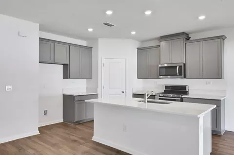 Kitchen - 448 Barbosa Trl, Saint Augustine, FL 32095 photo 4 of 9