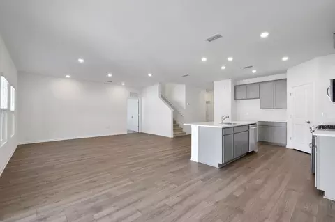 Living - 448 Barbosa Trl, Saint Augustine, FL 32095 photo 4 of 9
