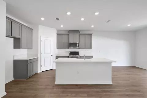 Kitchen - 448 Barbosa Trl, Saint Augustine, FL 32095 photo 6 of 9