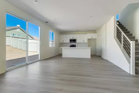 Living - 9064 Carson Ave, Hesperia, CA 92344 photo 3 of 4