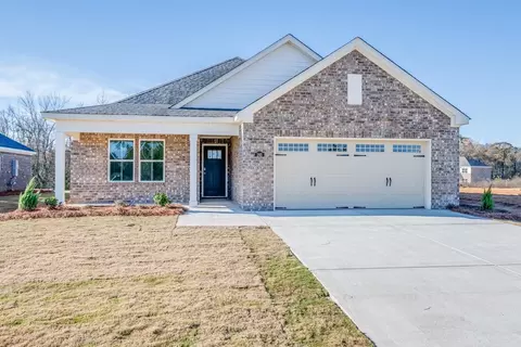 Exterior - 636 Ridgeland Rd, Dothan, AL 36301 photo 8 of 9