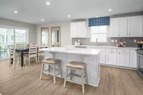 Kitchen - 619 Nesbe St, Lancaster, SC 29720 photo 4 of 5