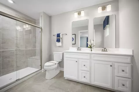 Bath - 619 Nesbe St, Lancaster, SC 29720 photo 3 of 3
