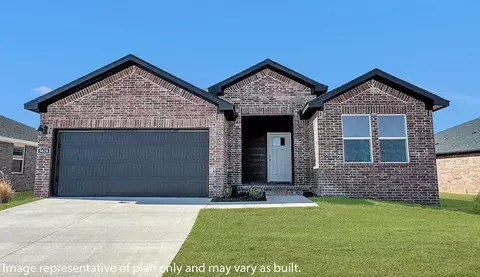 2 E Fredonia St, Mayflower, AR 72106