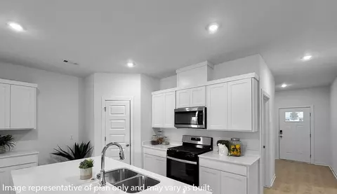 Kitchen - 2 E Fredonia St, Mayflower, AR 72106 photo 4 of 11