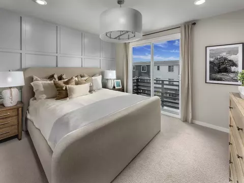 Bedroom - 1480 W Longview Ln, San Pedro, CA 90732 photo 2 of 4