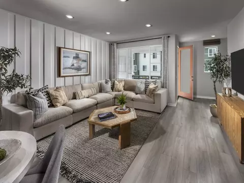 Living - 1480 W Longview Ln, San Pedro, CA 90732 photo 1 of 2