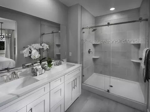Bath - 1480 W Longview Ln, San Pedro, CA 90732 photo 3 of 3