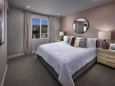 Bedroom - 1480 W Longview Ln, San Pedro, CA 90732 photo 3 of 4
