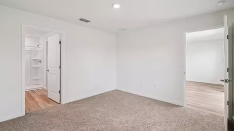 Bedroom - 9841 Coconut Ct, Spring Hill, FL 34608 photo 4 of 6